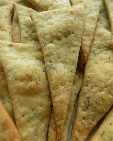 Dill crackers on top of each other.