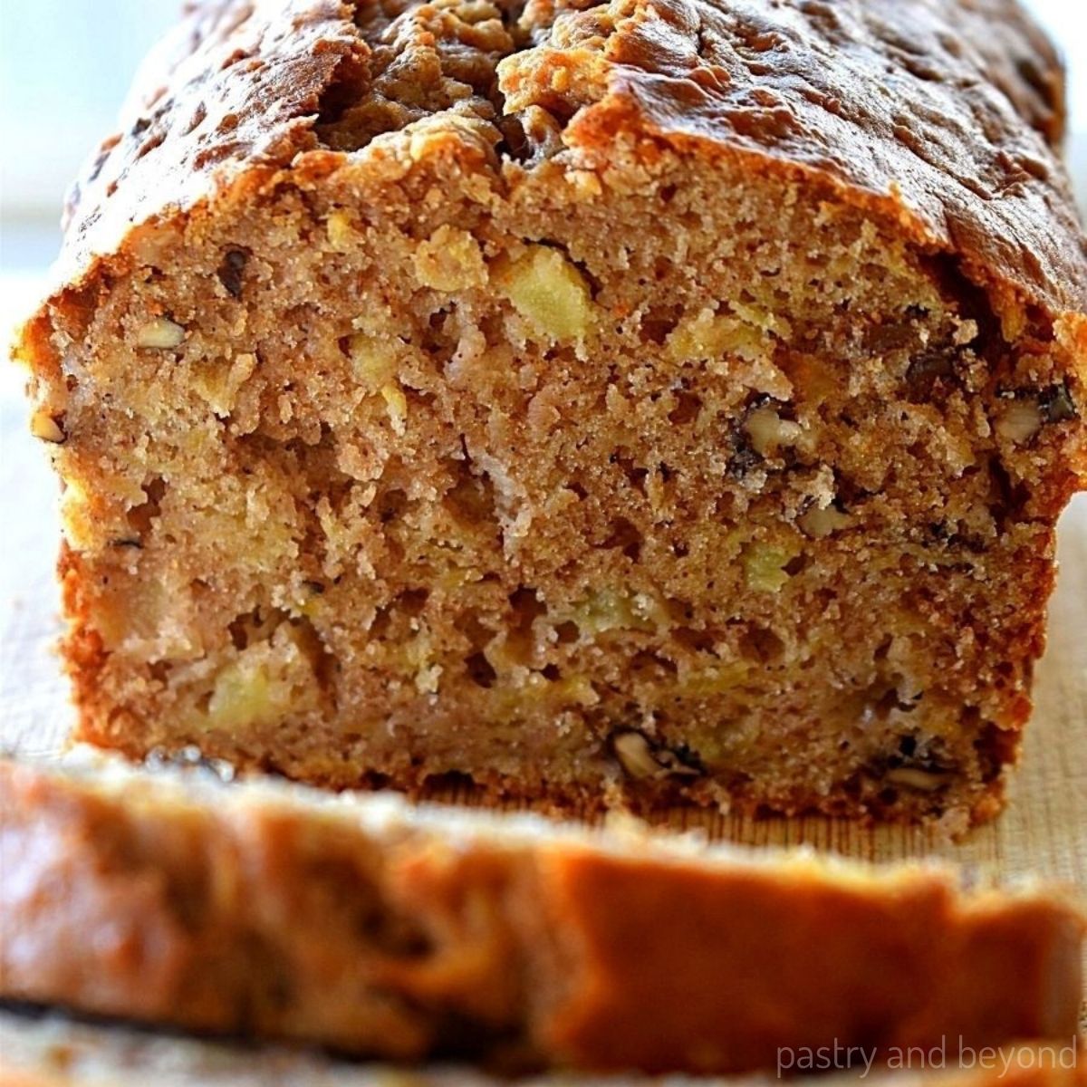 Old Fashioned Applesauce Cake, Vintage Recipes